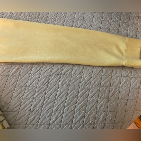 Calvin Klein yellow hoodie, size Large.  V-neck with a satin ribbon tie. - Picture 5 of 5